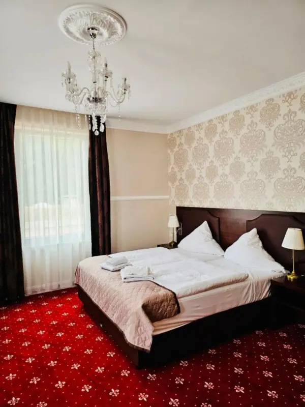 Gala Hotel 5
