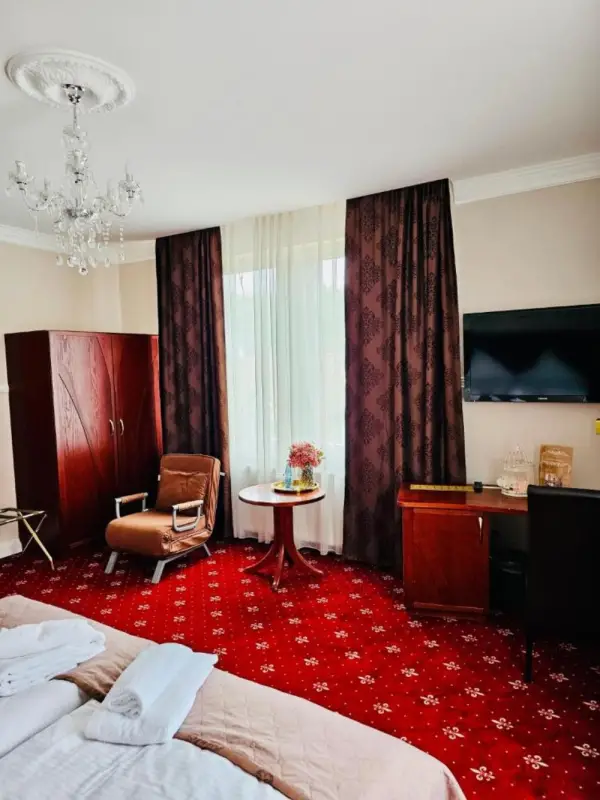 Gala Hotel 9